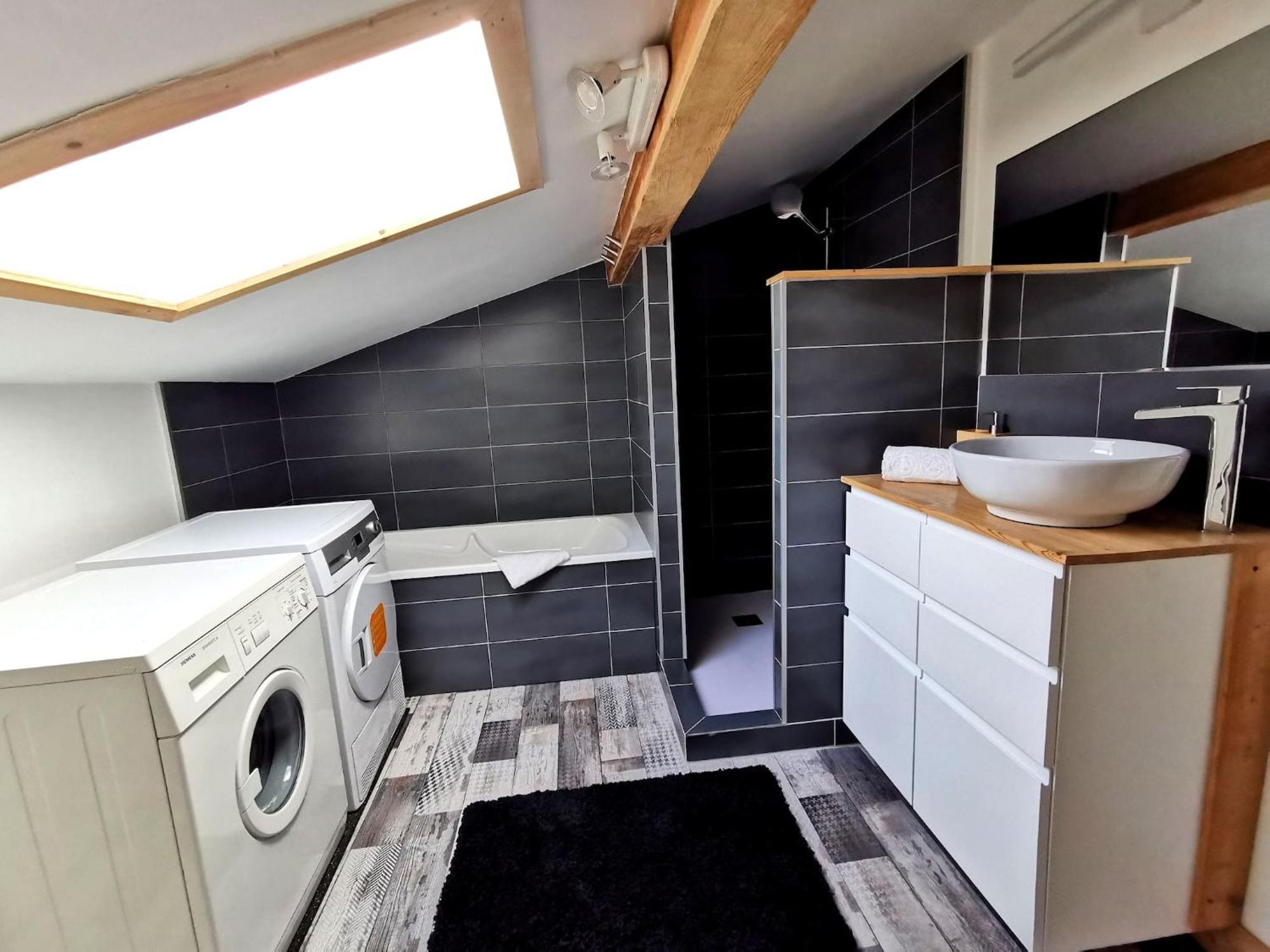 Apt Nala - Sunny Renovated Duplex - 2Bed Apt - Views - Hikes Apartment Les Houches Exterior photo